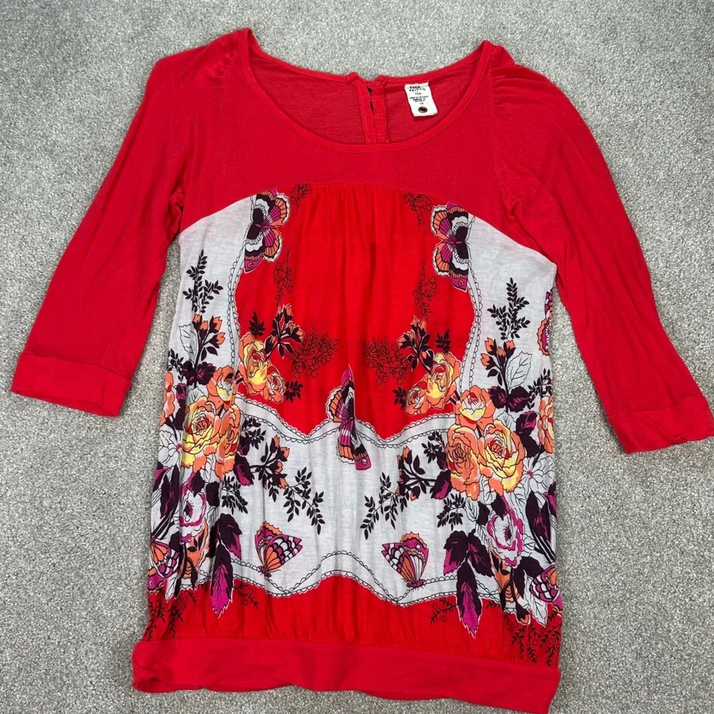 Free People Tunic Top Red Floral Butterfly 3/4 Sleeve‎ Bohemian Chic